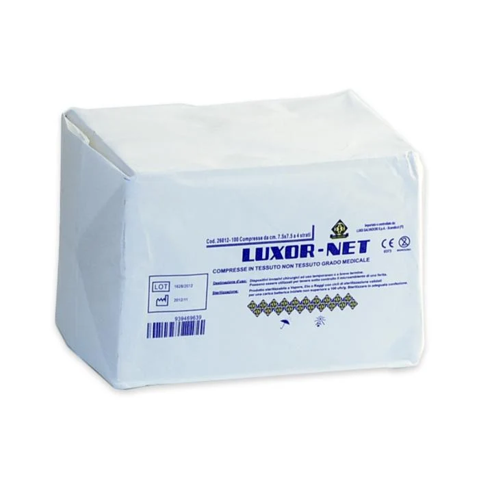 Compresse di garza in TNT SECUSORB piegata cm 7,5 x 7,5 a 4 strati (conf.100 pz)
